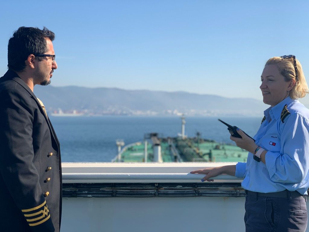 Bu görselin boş bir alt özelliği var; dosya ismi: kilavuz-kaptan-nildeniz-sutcu-sen-foto.4.jpg