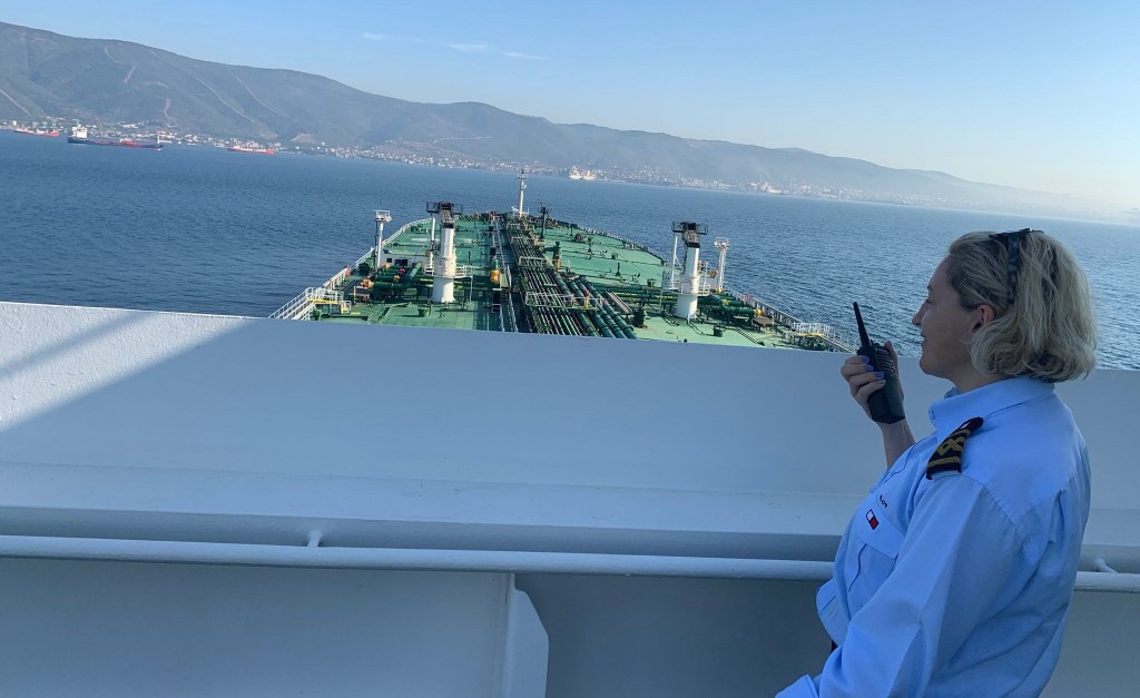 Bu görselin boş bir alt özelliği var; dosya ismi: kilavuz-kaptan-nildeniz-sutcu-sen-foto.8-2.jpg